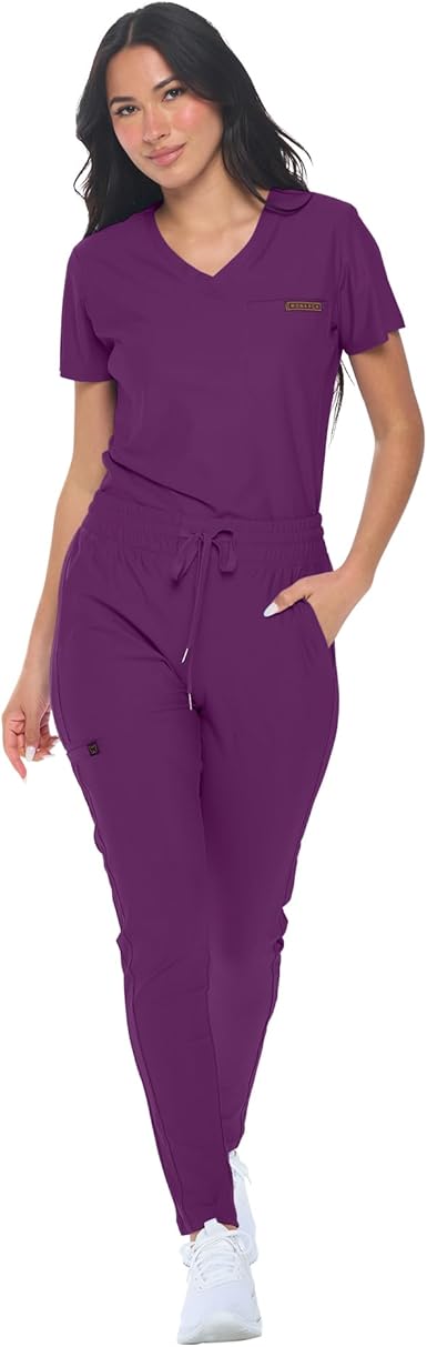 Petite Women's Scrub Set Extreme Stretch Tapered Tuck-In Scrub Set